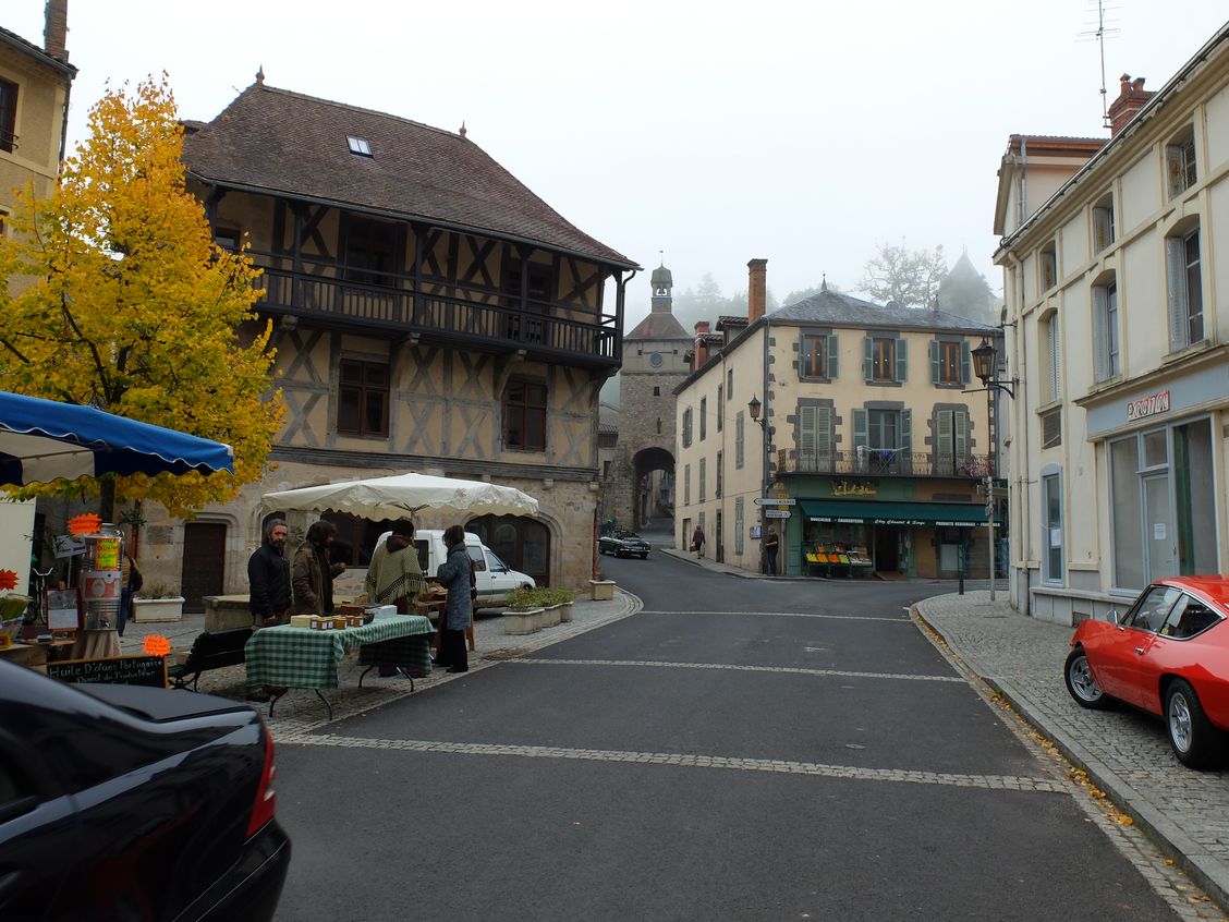 Passage à Chateldon