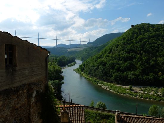 Et au milieu coule une rivière...