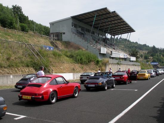 René au départ du tour Porsche